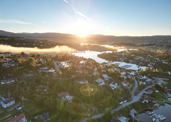 With Sea View! Lejlighed *