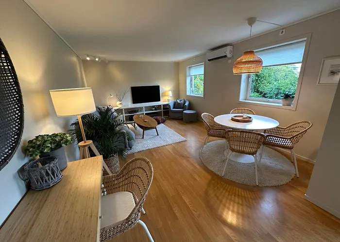 Lejlighed With Sea View! *