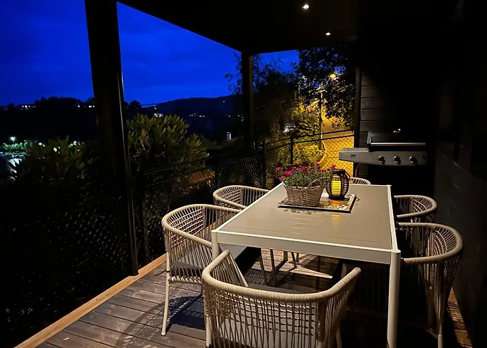 With Sea View! Lejlighed *