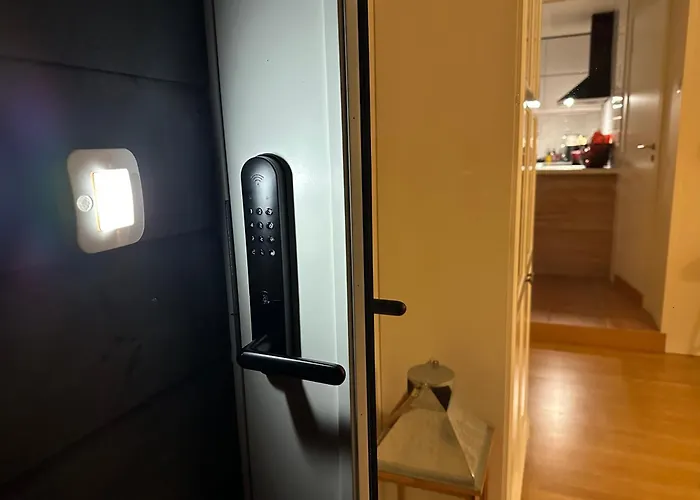 With Sea View! Lejlighed